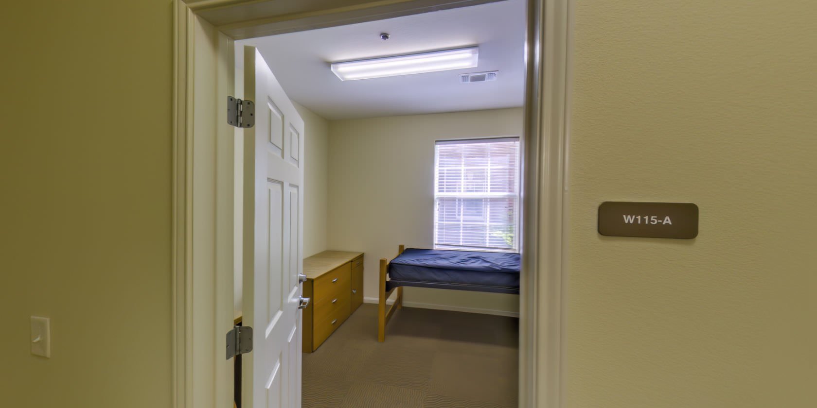 University of Alabama Ridgecrest East/West 4 BR Suite Barnes