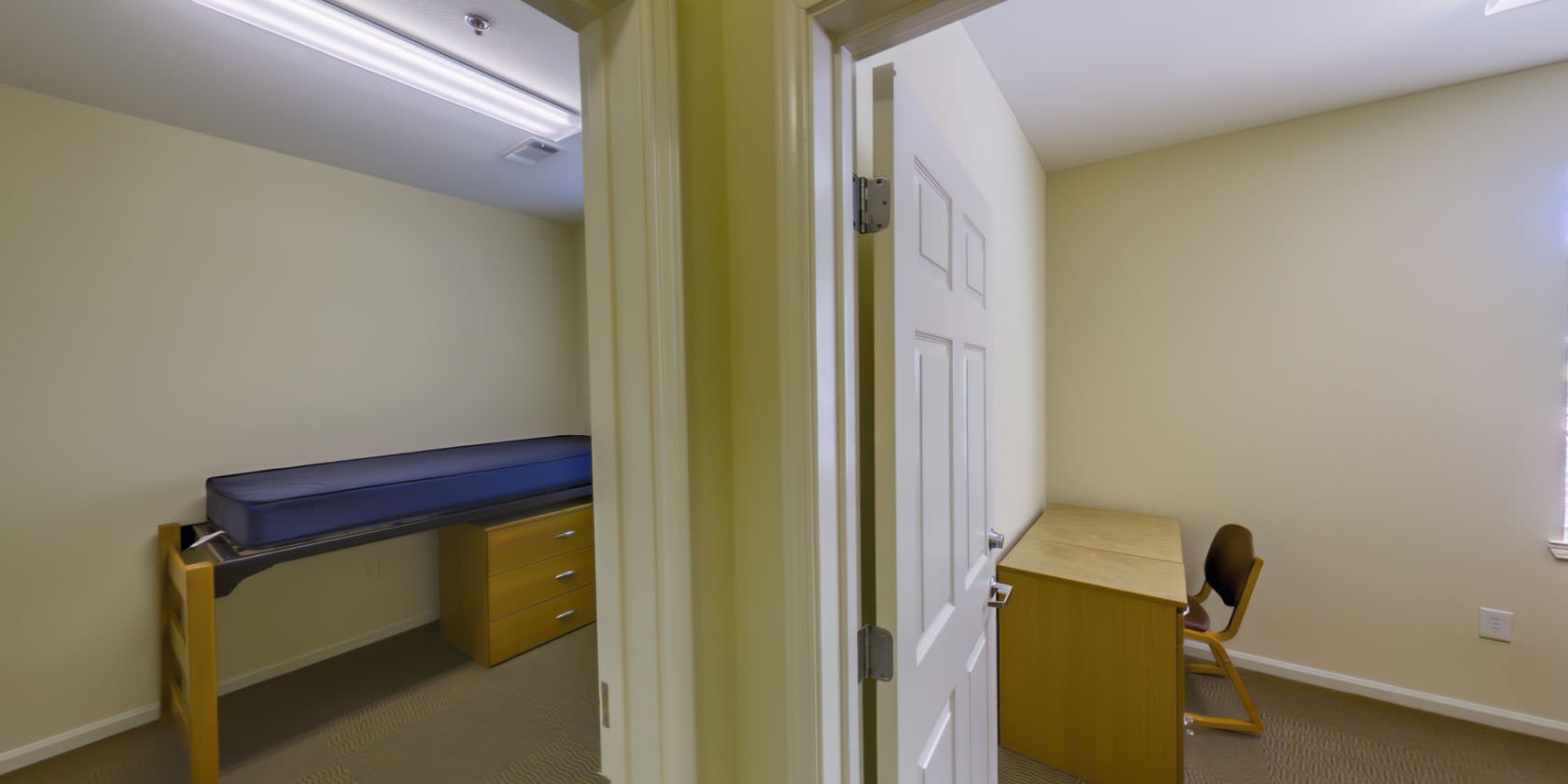 University of Alabama Ridgecrest East/West 4 BR Suite Barnes