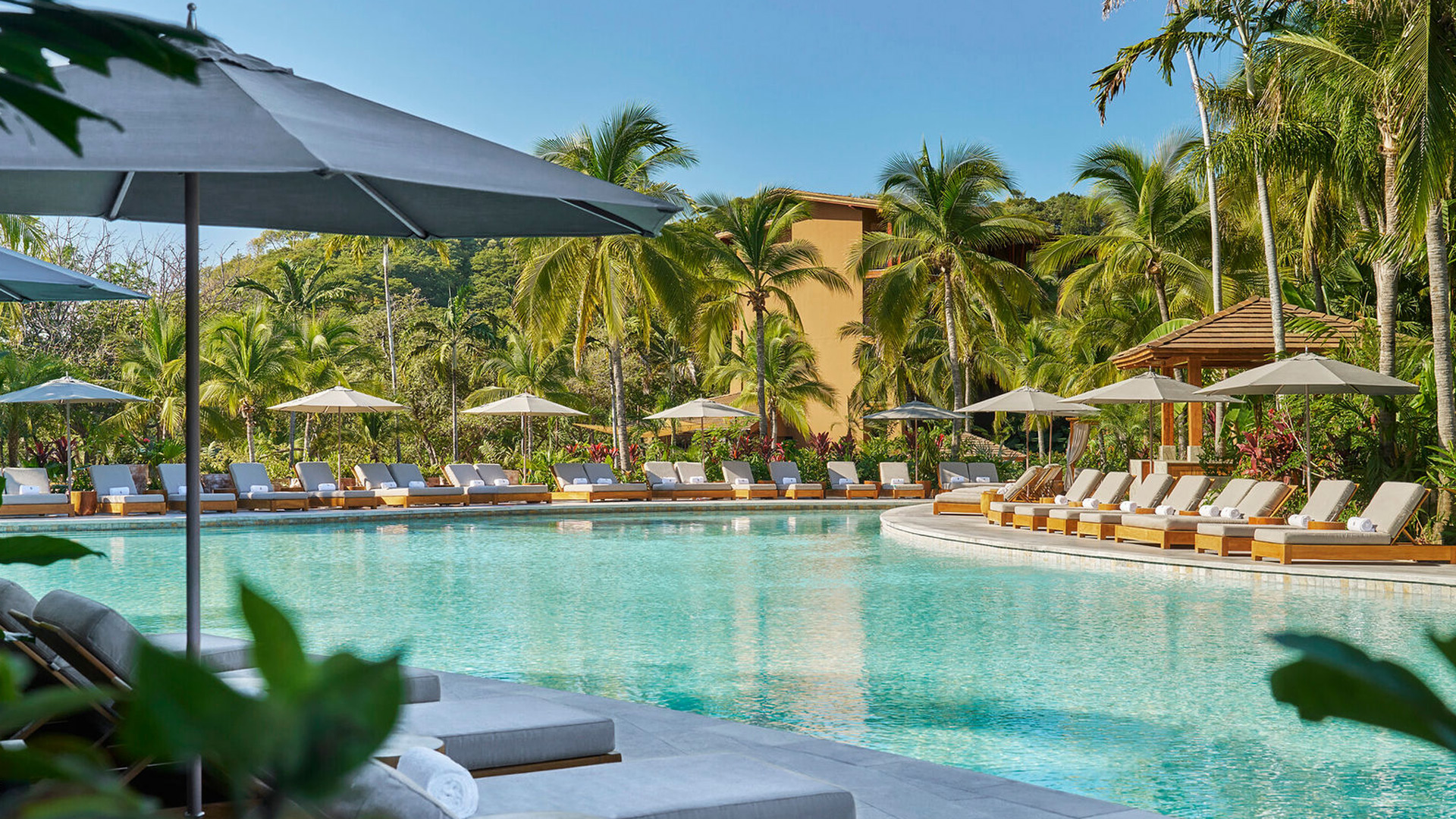 Pool Virtual Tour Bahia and Blanca Pools - Virtual Tour